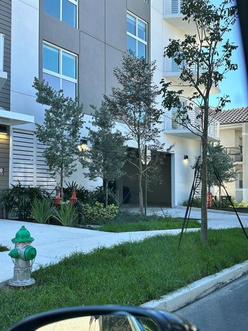 1938 Jackson Street, Hollywood, FL 33020