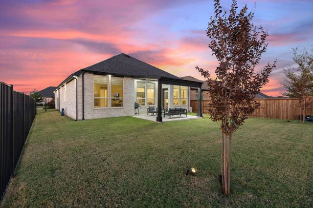 1725 Mcdougall Creek, Van Alstyne, TX 75495