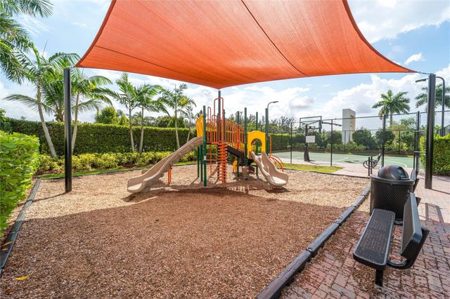 20938 NW 1st Street, Pembroke Pines, FL 33029