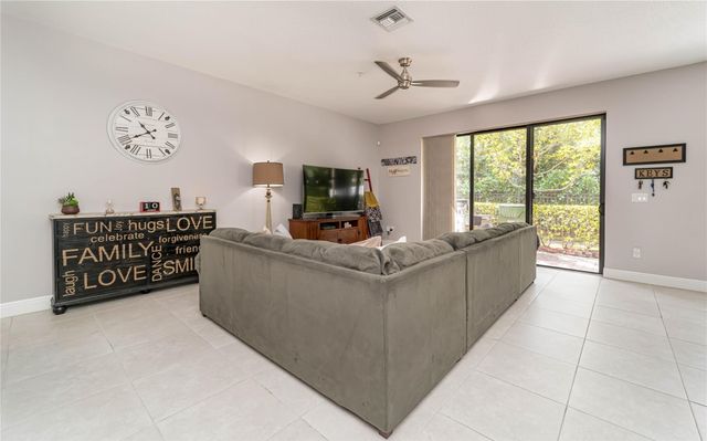 20938 NW 1st Street, Pembroke Pines, FL 33029