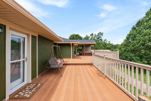 7368 Coldwater Rd, Fairview, TN 37062
