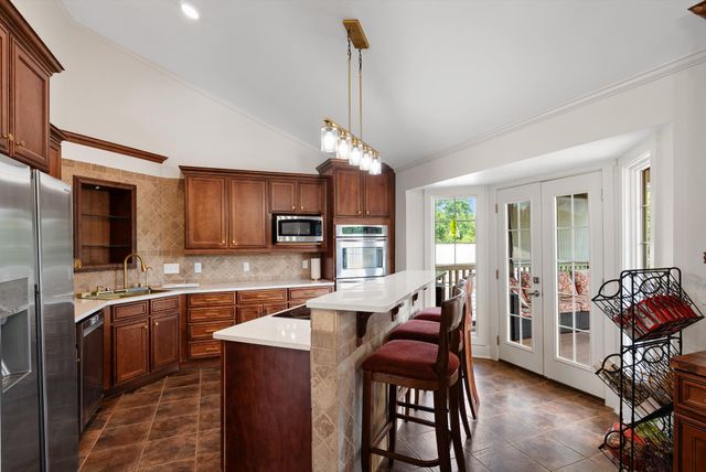 7368 Coldwater Rd, Fairview, TN 37062