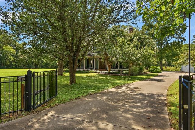 3228 E Compton Rd, Murfreesboro, TN 37130