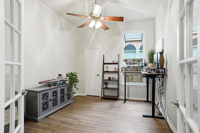 2433 Folkstone Way, Bedford, TX 76021