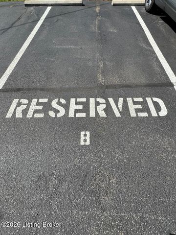 201 Ramsgate Gardens Ct APT 104, Louisville, KY 40207