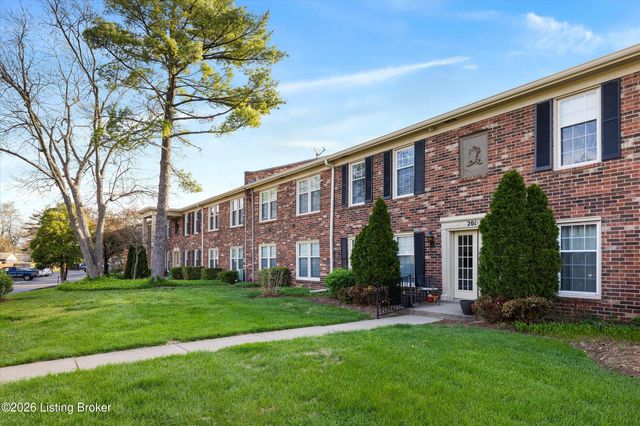 201 Ramsgate Gardens Ct APT 104, Louisville, KY 40207