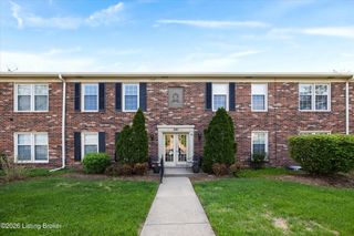 201 Ramsgate Gardens Ct APT 104, Louisville, KY 40207