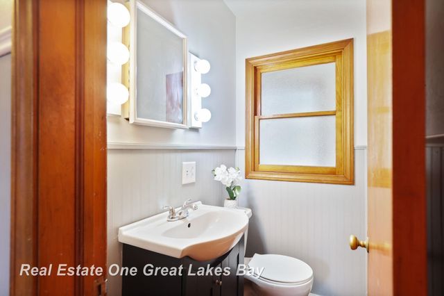 1955 Fairfield Street, Saginaw, MI 48602