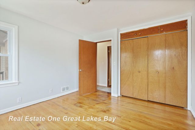 1955 Fairfield Street, Saginaw, MI 48602