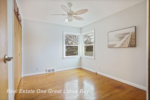 1955 Fairfield Street, Saginaw, MI 48602