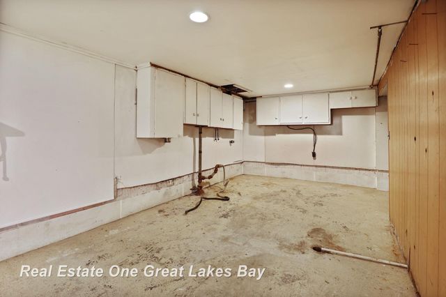 1955 Fairfield Street, Saginaw, MI 48602