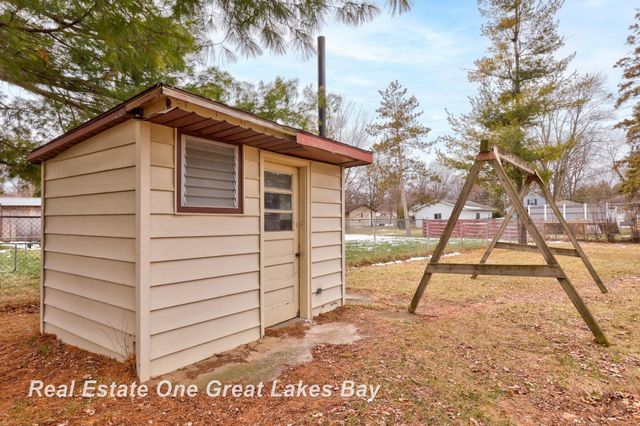 1955 Fairfield Street, Saginaw, MI 48602