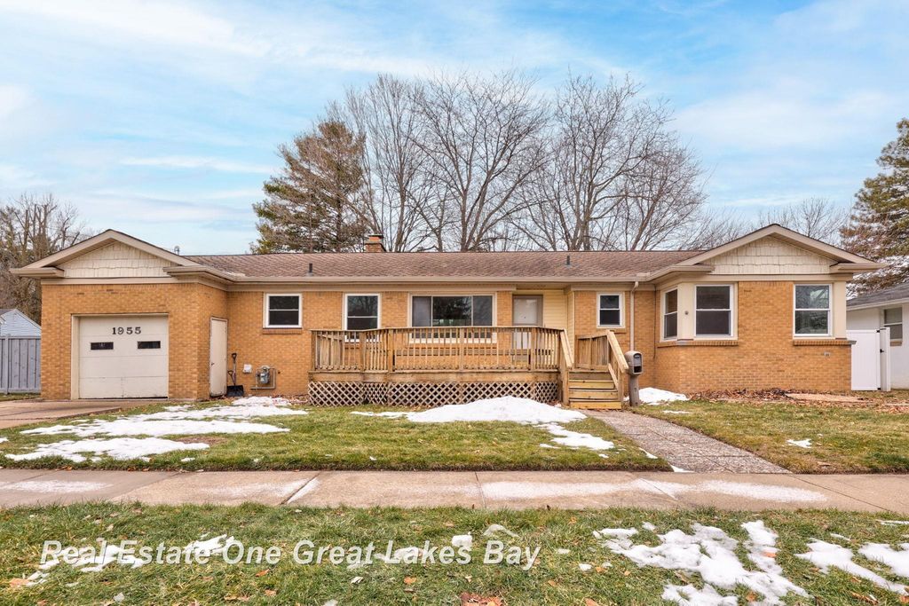 1955 Fairfield Street, Saginaw, MI 48602