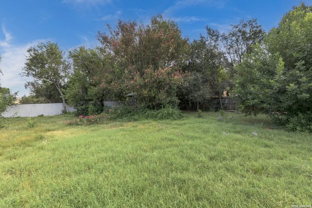 27096 SHERWOOD FOREST DR, San Antonio, TX 78260