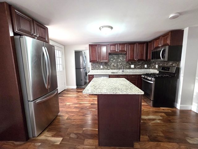 71 Pratt St 1, Avon, MA 02322