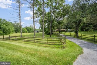 1039 ARNOLD RD, Westminster, MD 21157