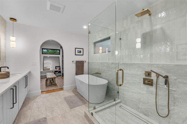 8300 Hathaway DR, Austin, TX 78757