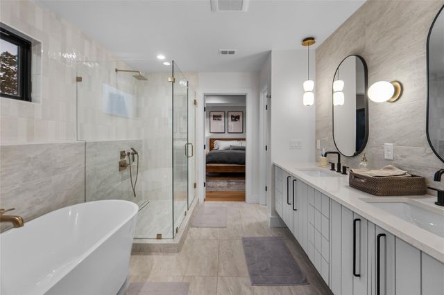 8300 Hathaway DR, Austin, TX 78757