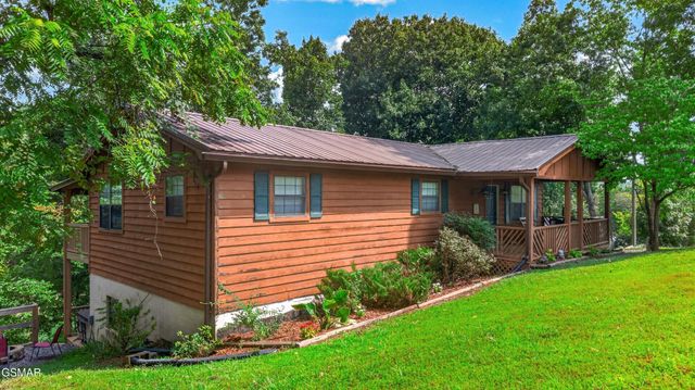 1537 Kinder Lane, Dandridge, TN 37725