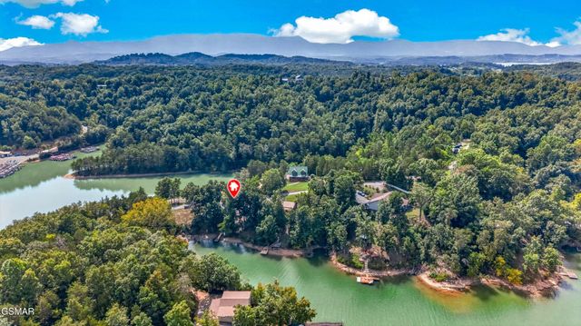 1537 Kinder Lane, Dandridge, TN 37725