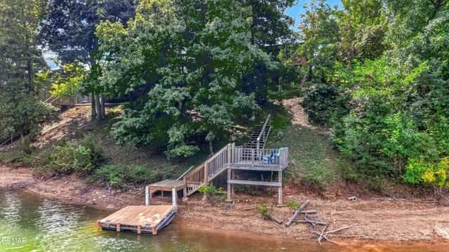 1537 Kinder Lane, Dandridge, TN 37725