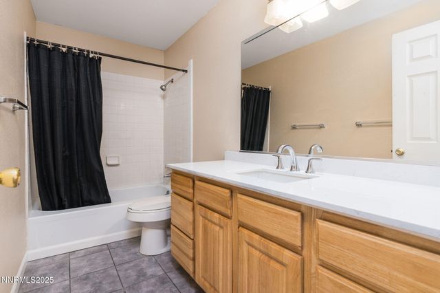 1701 London Circle, Sparks, NV 89431