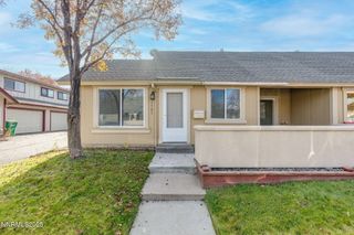 1701 London Circle, Sparks, NV 89431