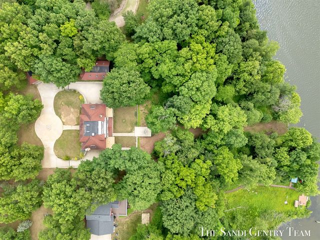 3652 118th Avenue, Allegan, MI 49010