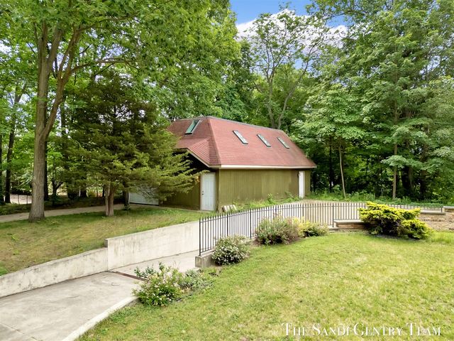 3652 118th Avenue, Allegan, MI 49010