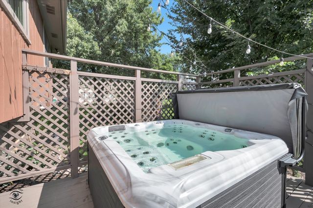 14 Timberline Court, Lemont, IL 60439