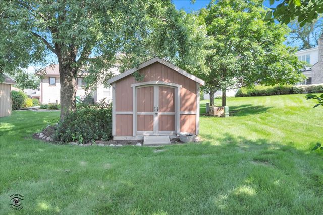 14 Timberline Court, Lemont, IL 60439