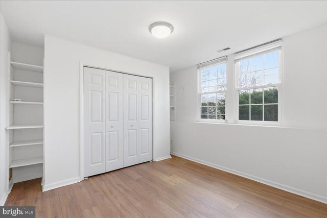 502 BRIGHTON PL, Essex, MD 21221