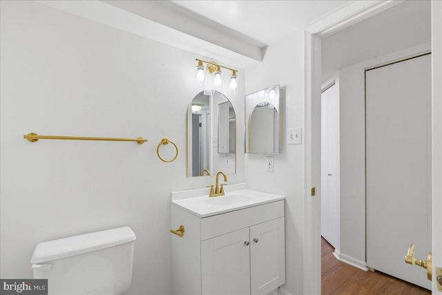 502 BRIGHTON PL, Essex, MD 21221