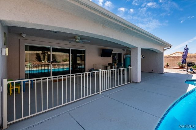 2435 Park Ridge Avenue, Bullhead City, AZ 86429