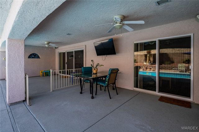 2435 Park Ridge Avenue, Bullhead City, AZ 86429