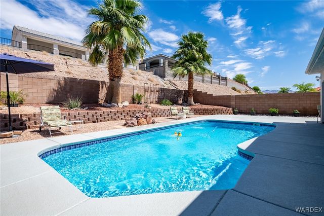 2435 Park Ridge Avenue, Bullhead City, AZ 86429