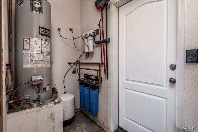 2435 Park Ridge Avenue, Bullhead City, AZ 86429