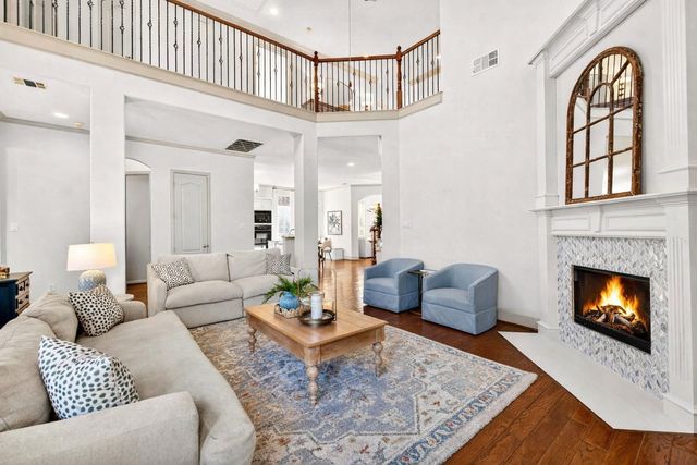 1020 Crystal Falls Drive, Prosper, TX 75078