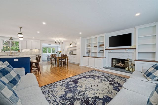 2 Casey St, Canton, MA 02021