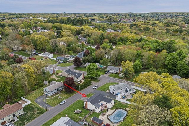 2 Casey St, Canton, MA 02021