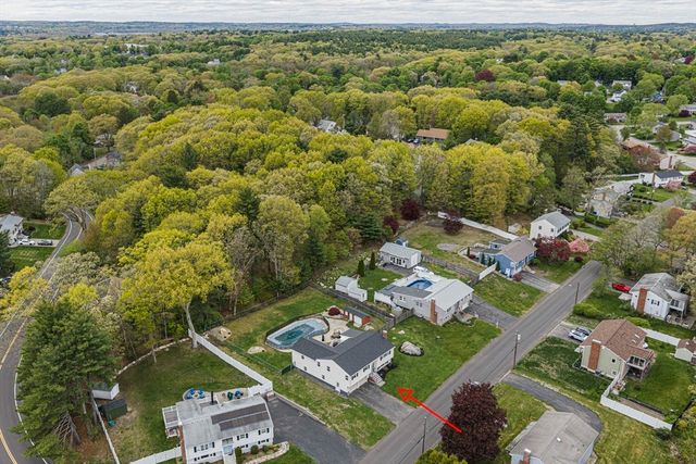 2 Casey St, Canton, MA 02021