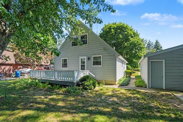1611 Highland Street, Holland, MI 49423