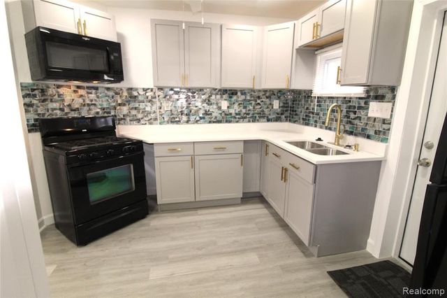 14622 Huron Street, Taylor, MI 48180