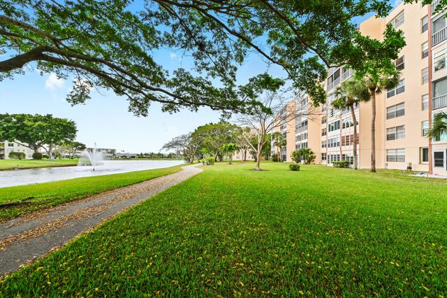 14671 Bonaire Boulevard 410, Delray Beach, FL 33446