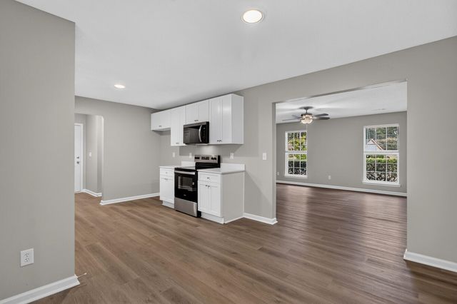 149 Trickle Drive, Summerville, SC 29483
