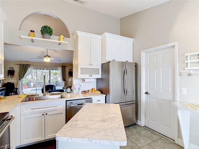 315 PINE LAKE VIEW DRIVE, Davenport, FL 33837