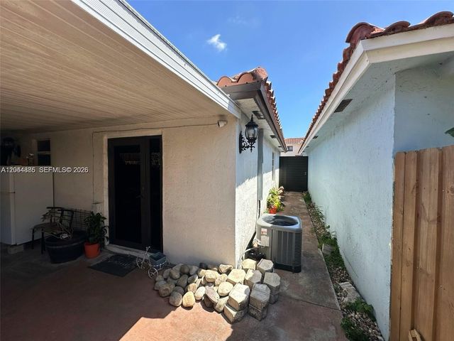 11537 SW 6th Street, Sweetwater, FL 33174