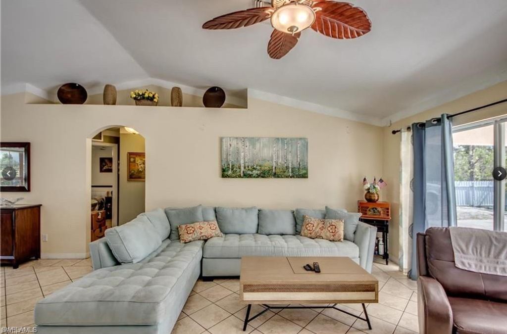 Image 4 of property listing at 2608 Ceitus PKWY, Cape Coral, FL 33991