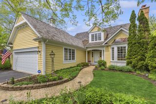 289 S South Shore Lane, Lake Forest, IL 60045