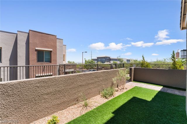 600 North Carriage Hill Drive 1039, Las Vegas, NV 89138